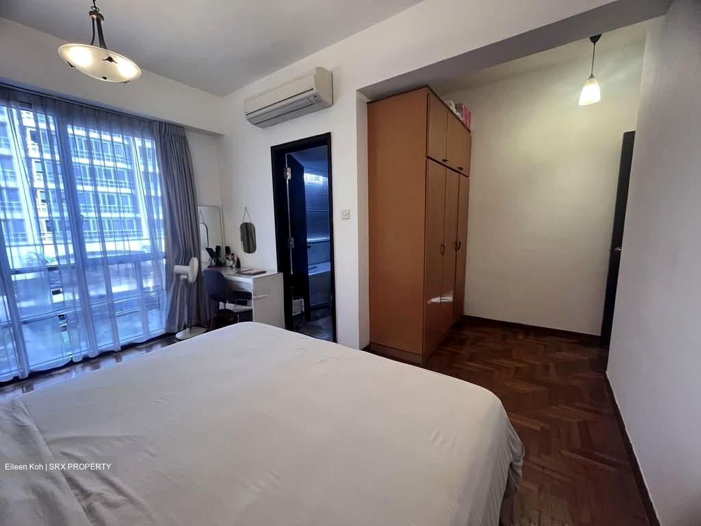 UE Square (D9), Apartment #596759711